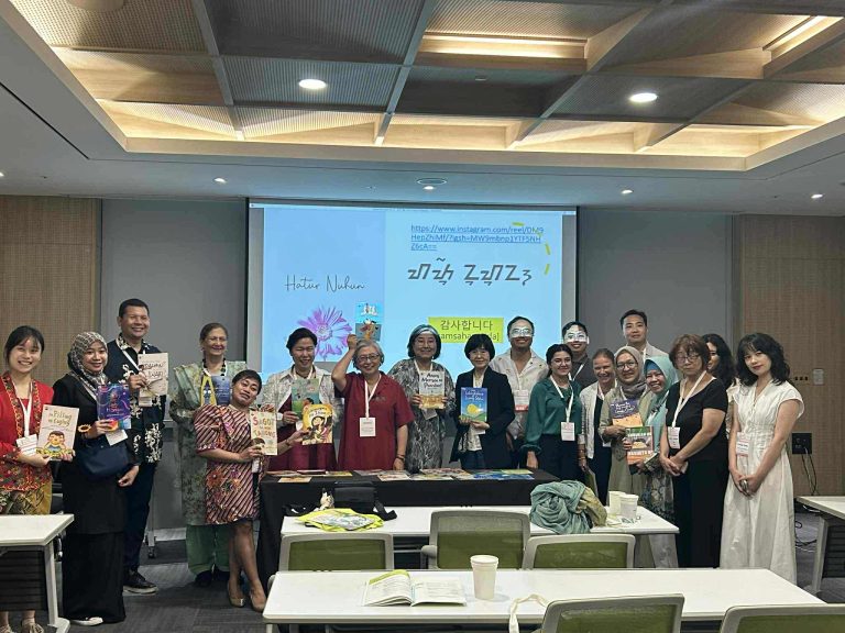 Johnny and Hansel Publications Goes to Suwon, South Korea